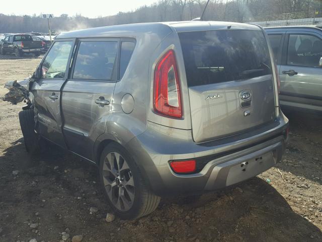 KNDJT2A68C7412303 - 2012 KIA SOUL + GRAY photo 3