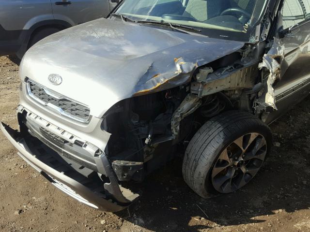 KNDJT2A68C7412303 - 2012 KIA SOUL + GRAY photo 9