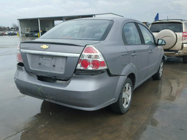KL1TD5DE0AB050995 - 2010 CHEVROLET AVEO LS GRAY photo 4
