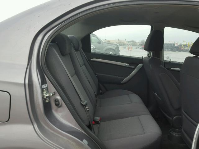 KL1TD5DE0AB050995 - 2010 CHEVROLET AVEO LS GRAY photo 6