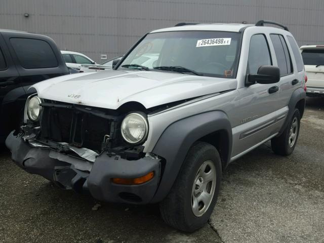 1J4GL48K12W313846 - 2002 JEEP LIBERTY SP SILVER photo 2