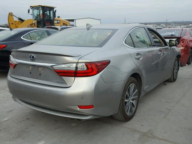 JTHBW1GG7G2117099 - 2016 LEXUS ES 300H SILVER photo 4