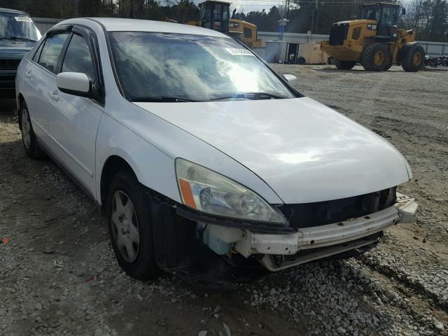 1HGCM56415A138982 - 2005 HONDA ACCORD LX WHITE photo 1