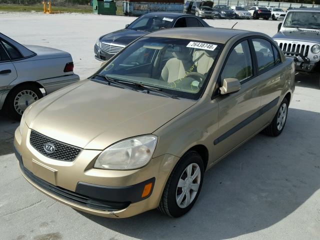 KNADE123676200305 - 2007 KIA RIO BASE BEIGE photo 2