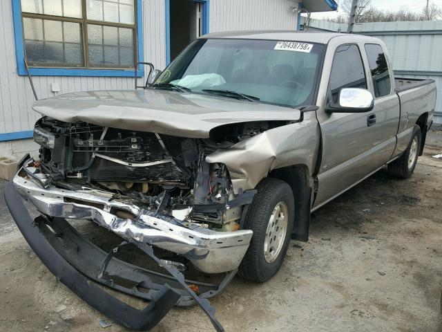 2GCEC19T821105795 - 2002 CHEVROLET SILVERADO TAN photo 2