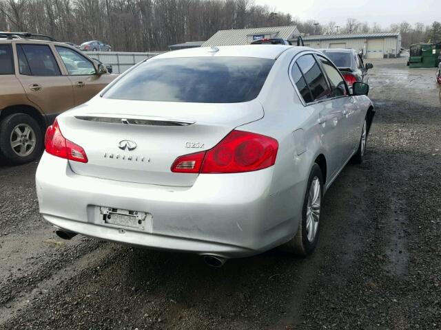 JN1DV6AR4BM451336 - 2011 INFINITI G25 SILVER photo 4