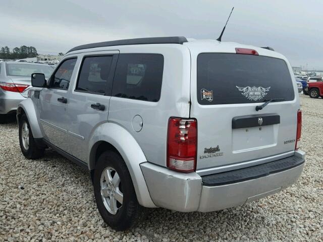 1D4PT2GKXBW510044 - 2011 DODGE NITRO SE SILVER photo 3