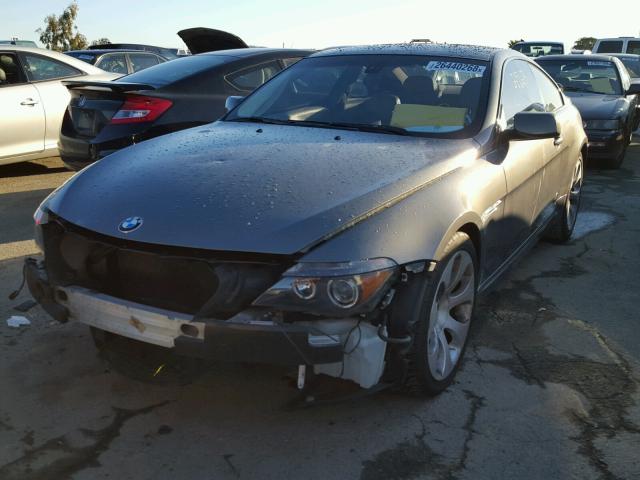 WBAEH13436CR50831 - 2006 BMW 650 I Gümüş foto 2