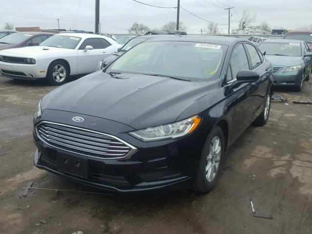 3FA6P0G70HR372366 - 2017 FORD FUSION S BLACK photo 2