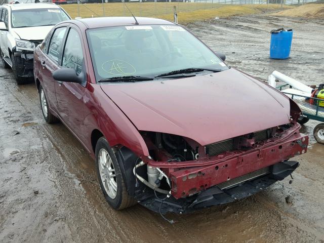 1FAHP34N37W155371 - 2007 FORD FOCUS ZX4 RED photo 1