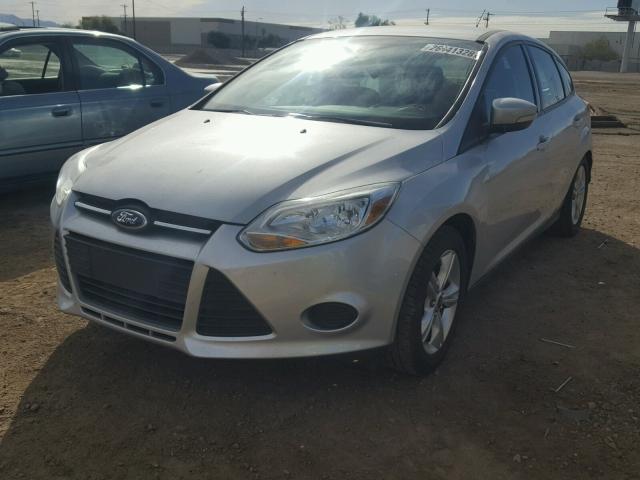 1FADP3K2XDL273292 - 2013 FORD FOCUS SE GRAY photo 2