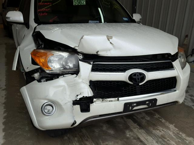 JTMZF31V095001747 - 2009 TOYOTA RAV4 LIMIT WHITE photo 9