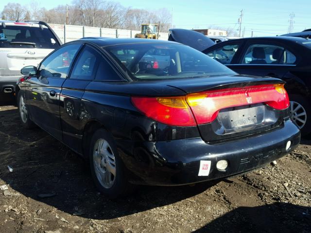 1G8ZR12792Z257275 - 2002 SATURN SC2 BLACK photo 3