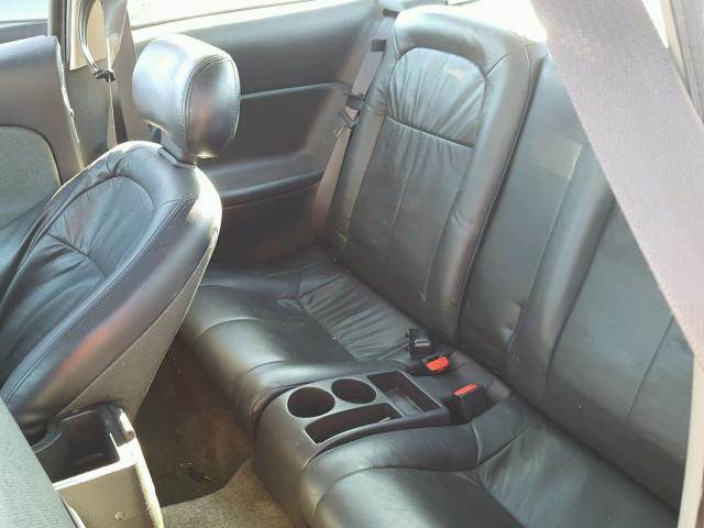 1G8ZR12792Z257275 - 2002 SATURN SC2 BLACK photo 6