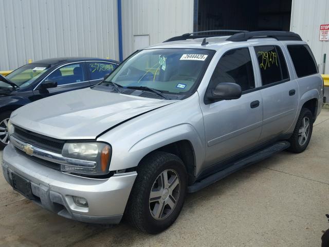 1GNES16S166173103 - 2006 CHEVROLET TRAILBLAZE SILVER photo 2