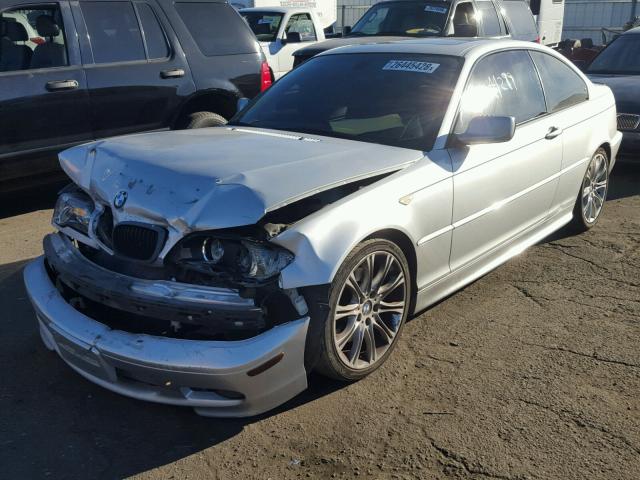 WBABD53495PD99465 - 2005 BMW 330 CI SILVER photo 2