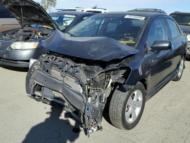 JTDBT923781225131 - 2008 TOYOTA YARIS GRAY photo 2