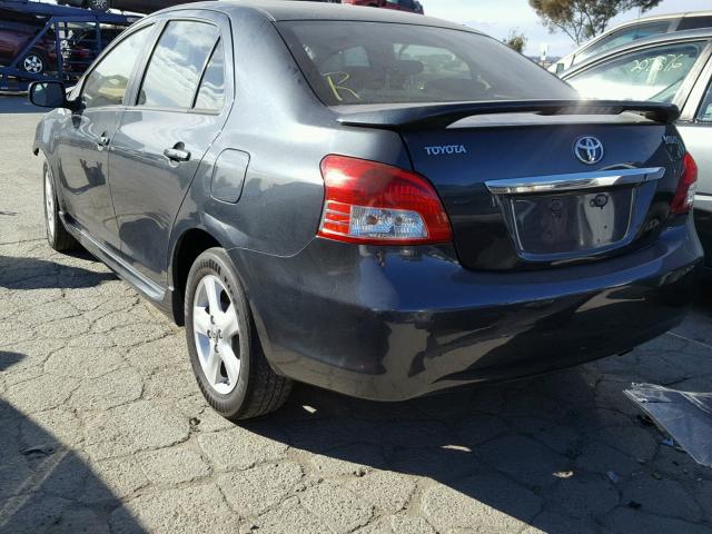 JTDBT923781225131 - 2008 TOYOTA YARIS GRAY photo 3