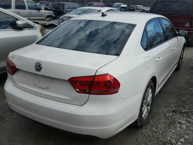 1VWAP7A32DC137394 - 2013 VOLKSWAGEN PASSAT S WHITE photo 4