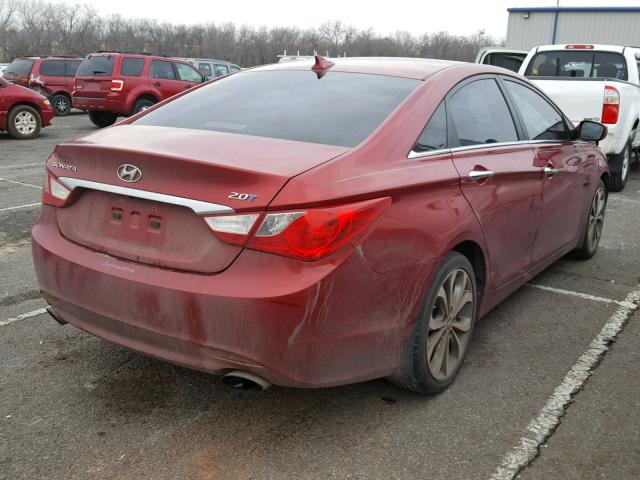 5NPEC4AB3DH583970 - 2013 HYUNDAI SONATA SE RED photo 4