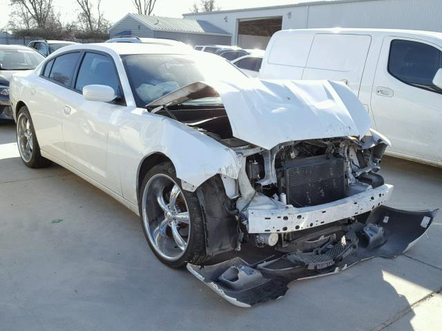 2C3CDXBGXCH298825 - 2012 DODGE CHARGER SE WHITE photo 1