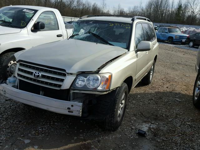 JTEGD21A930064835 - 2003 TOYOTA HIGHLANDER GOLD photo 2