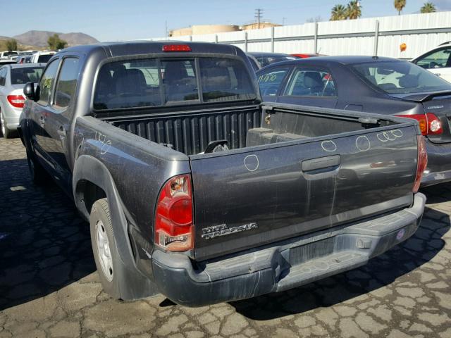 5TFJX4CN5DX034057 - 2013 TOYOTA TACOMA DOU GRAY photo 3