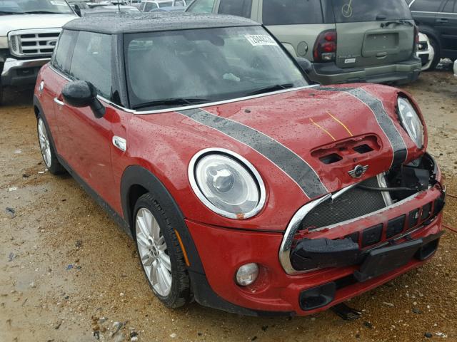 WMWXP7C57F2A38185 - 2015 MINI COOPER S RED photo 1