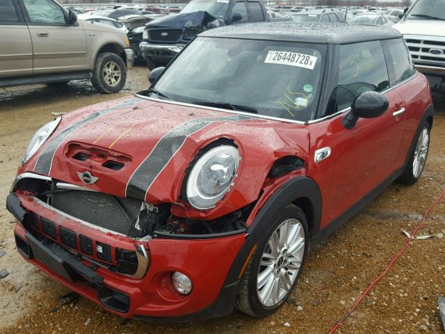 WMWXP7C57F2A38185 - 2015 MINI COOPER S RED photo 2