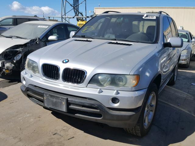 5UXFA53592LH80157 - 2002 BMW X5 3.0I SILVER photo 2