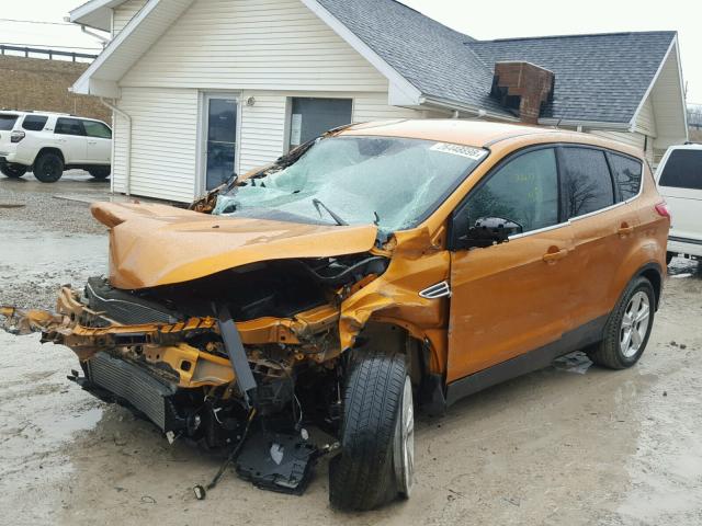 1FMCU0GX2GUA82185 - 2016 FORD ESCAPE SE ORANGE photo 2