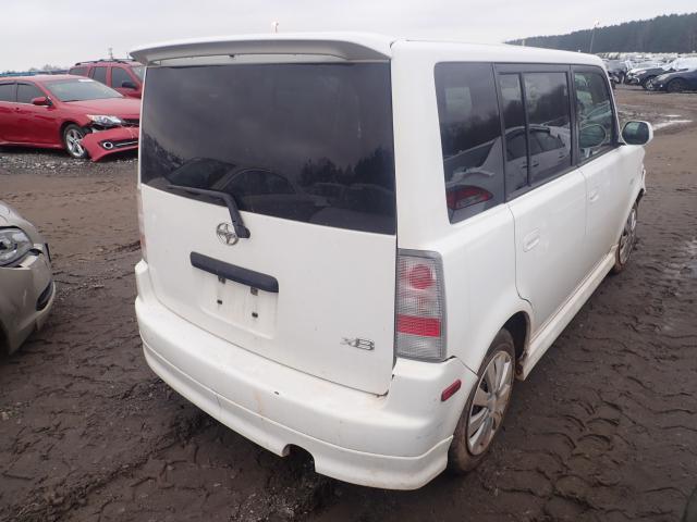 JTLKT324854027095 - 2005 TOYOTA SCION XB WHITE photo 4