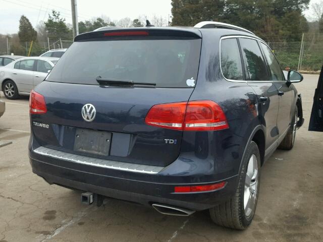 WVGEP9BPXDD003157 - 2013 VOLKSWAGEN TOUAREG V6 BLUE photo 4