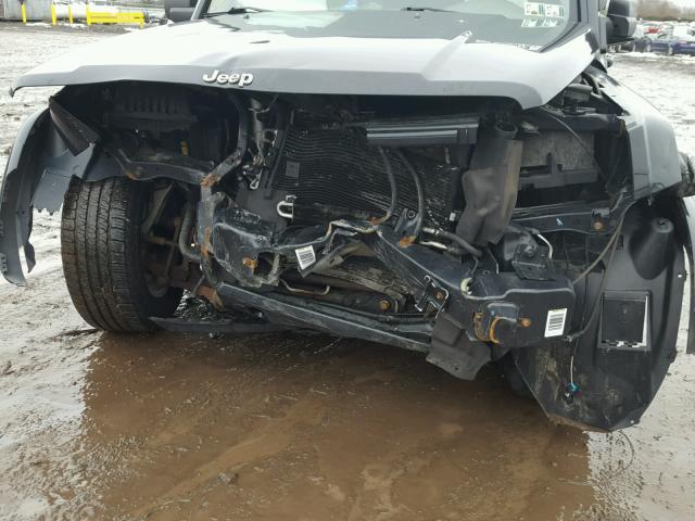 1J8HG48K09C555305 - 2009 JEEP COMMANDER შავი ფოტო 9