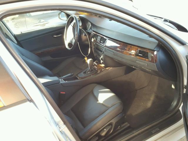 WBAVB13596KX66574 - 2006 BMW 325 I SILVER photo 5