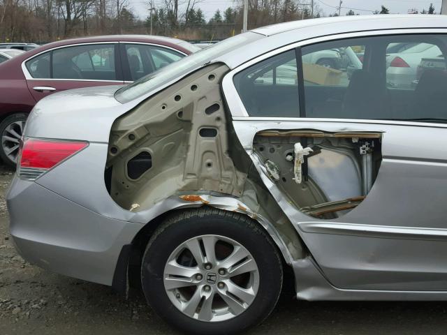 1HGCP2F46AA020961 - 2010 HONDA ACCORD LXP SILVER photo 9