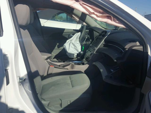 1G11B5SLXEF263063 - 2014 CHEVROLET MALIBU LS თეთრი ფოტო 5