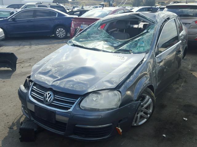 3VWEG71K27M076009 - 2007 VOLKSWAGEN JETTA WOLF GRAY photo 2