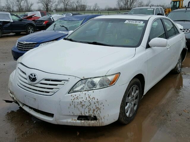 4T1BK46K89U596284 - 2009 TOYOTA CAMRY SE WHITE photo 2