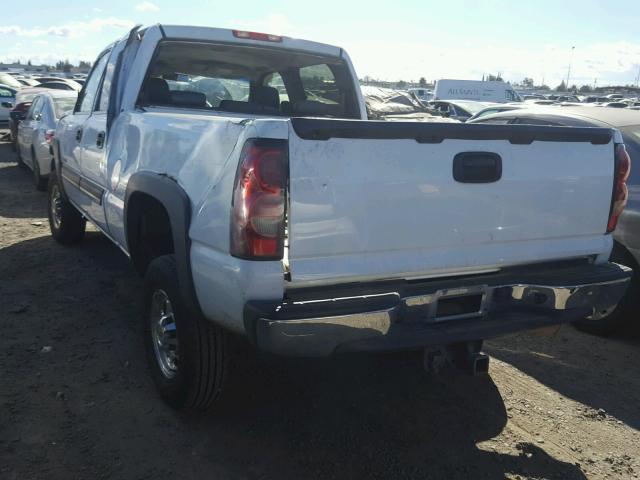 1GCHC23U75F866562 - 2005 CHEVROLET SILVERADO WHITE photo 3