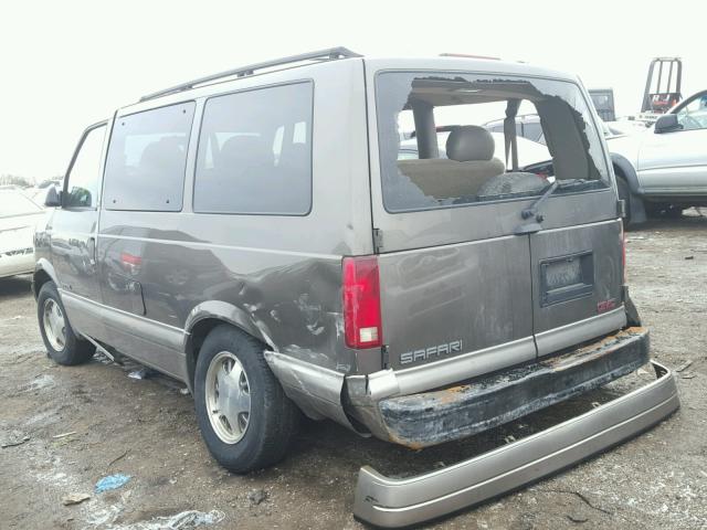 1GKDM19X12B515922 - 2002 GMC SAFARI XT GRAY photo 3