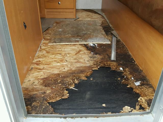 4XTTN21287C268747 - 2007 FORS TRAILER 白色 照片 9