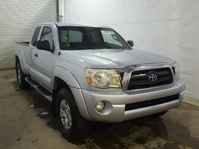 5TEUU42N66Z317313 - 2006 TOYOTA TACOMA ACC SILVER photo 1