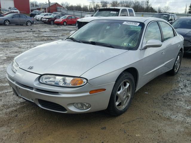 1G3GS64C824115747 - 2002 OLDSMOBILE AURORA 4.0 SILVER photo 2