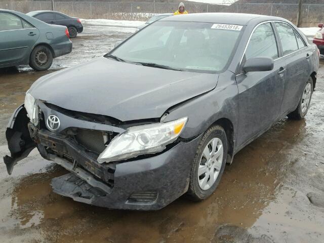 4T1BF3EK5BU768809 - 2011 TOYOTA CAMRY BASE CHARCOAL photo 2