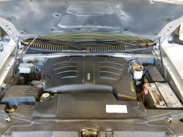 5LMEU88H85ZJ03178 - 2005 LINCOLN AVIATOR 银色 照片 7