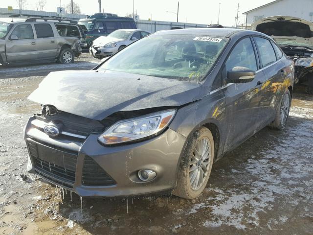 1FAHP3H25CL206025 - 2012 FORD FOCUS SEL GRAY photo 2