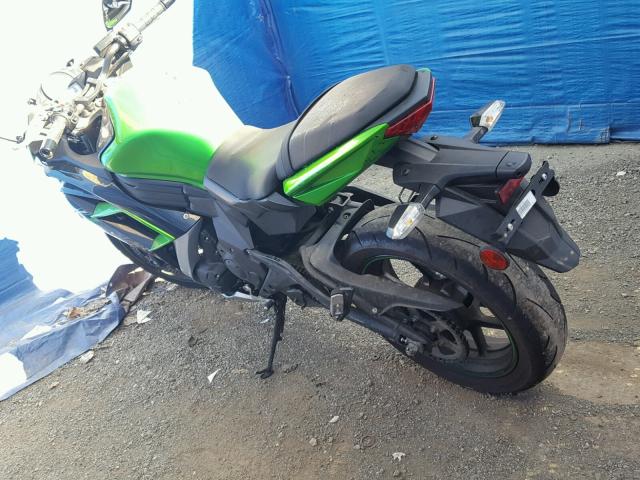 JKAEXEF15GDA27855 - 2016 KAWASAKI EX650 F GREEN photo 3