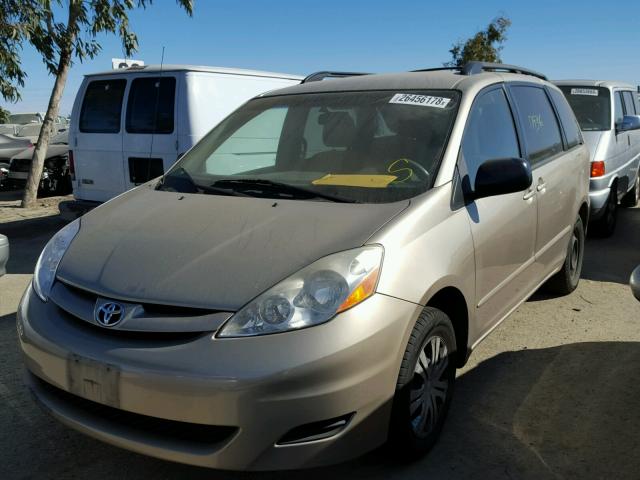 5TDKK4CC7AS318552 - 2010 TOYOTA SIENNA CE GOLD photo 2