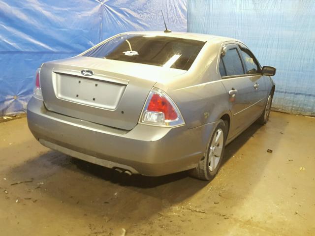 3FAHP07Z58R257725 - 2008 FORD FUSION SE GRAY photo 4